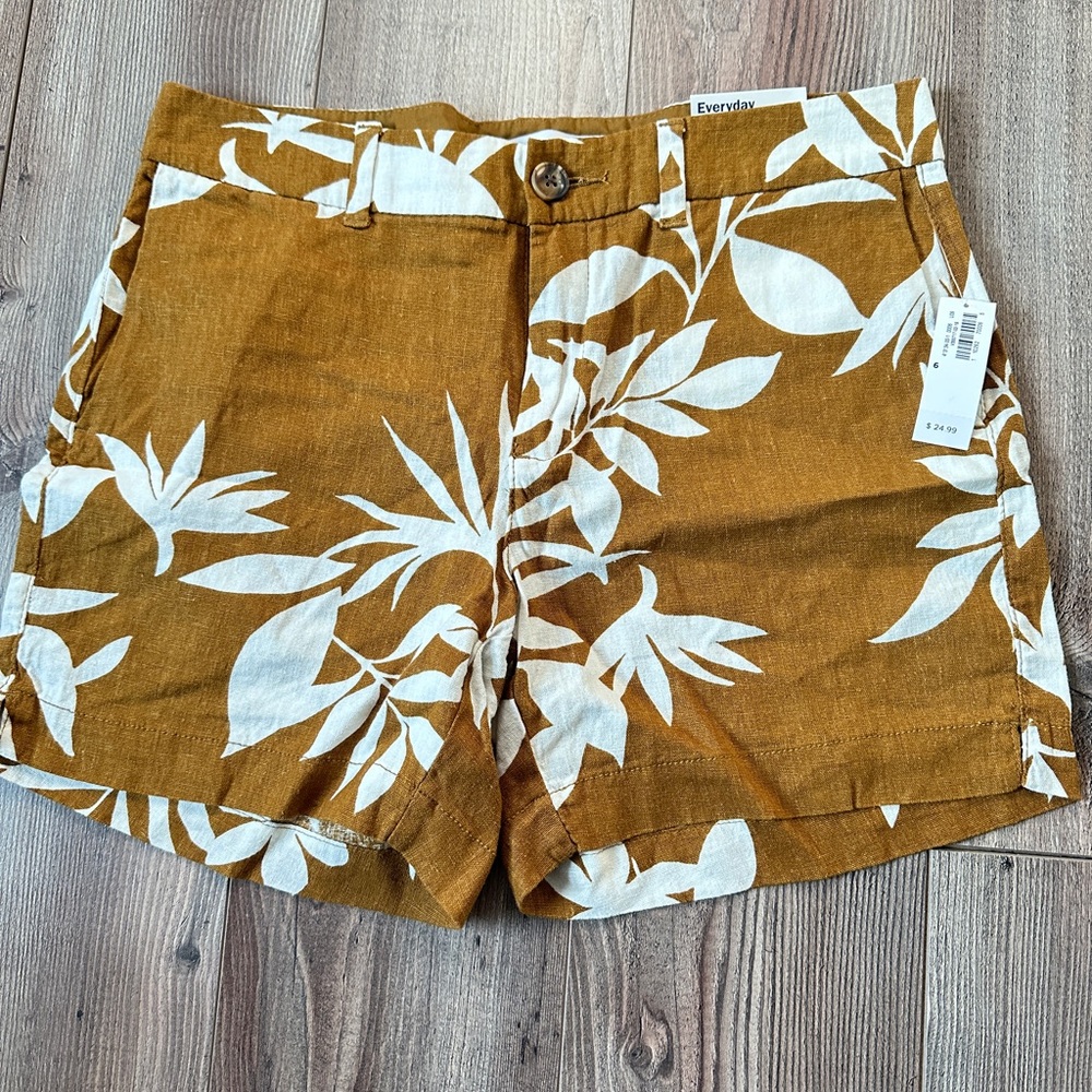 Everly Brown and White Bermuda Shorts with Tropical Print